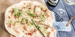 Beitragsbild des Blogbeitrags Flammkuchen Elsässer Art