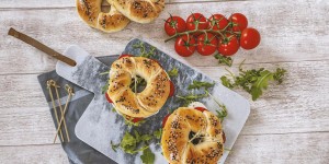 Beitragsbild des Blogbeitrags Türkische Acma-Brötchen