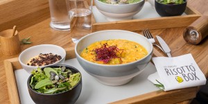 Beitragsbild des Blogbeitrags RisottoBox: Leo Doppler veranstaltet exklusiven Risotto-Kochkurs 