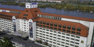 Beitragsbild des Blogbeitrags Hilton Vienna Danube Waterfront erneut bestes Business Hotel 