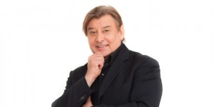 Beitragsbild des Blogbeitrags Neo-Schlossherr Reinhard Gerer lädt zur Dinnershow