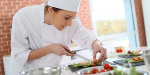 Beitragsbild des Blogbeitrags Berufskleidung in der Gastronomie