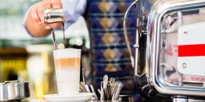 Beitragsbild des Blogbeitrags Die Amerikaner sind verwirrt – WTF is „Latte Macchiato“?