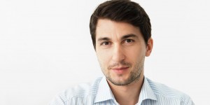 Beitragsbild des Blogbeitrags Malen mit Adrian Mitu am Wiener Kaffeesiederball