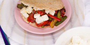 Beitragsbild des Blogbeitrags Leftover Rezept | Vegetarisch gefüllte Pita 