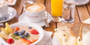 Beitragsbild des Blogbeitrags Frühstück im Café Eiles