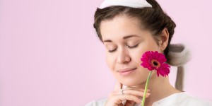 Beitragsbild des Blogbeitrags Girly Skincare | Zarte Haut und sanfte Pflege