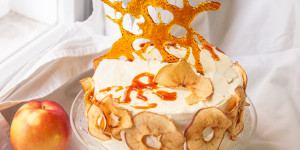 Beitragsbild des Blogbeitrags Apfelmustorte mit Dulce de Leche | Easy Peasy Zuckerbäckerei