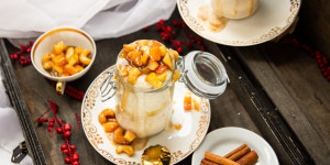 Beitragsbild des Blogbeitrags Winterliche Bratapfel Nicecream | Easy Peasy Zuckerbäckerei