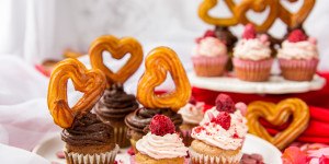 Beitragsbild des Blogbeitrags Valentines Day Cupcakes | Easy Peasy Zuckerbäckerei