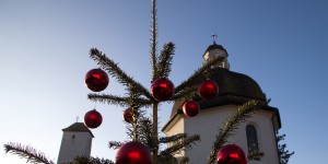 Beitragsbild des Blogbeitrags Schifferweihnacht. Stille Nacht in Oberndorf 