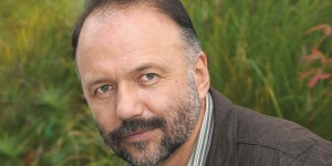 Beitragsbild des Blogbeitrags Andrej Kurkow: Graue Bienen