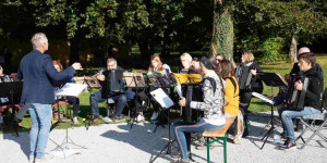 Beitragsbild des Blogbeitrags Akkordeonklänge in Hellbrunn