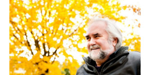 Beitragsbild des Blogbeitrags Erwin Riess: Herr Groll und die Wölfe von Salzburg