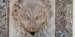 Beitragsbild des Blogbeitrags Der Löwenkopf-Brunnen