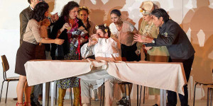 Beitragsbild des Blogbeitrags „Albert Herring“ – eine köstliche Gesellschaftsparodie