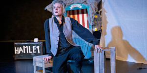 Beitragsbild des Blogbeitrags „Hamlet (She/Her)“ – International Theatre Salzburg