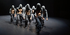 Beitragsbild des Blogbeitrags „Vom Lichten und Dunklen“ – zwei Ballett-Uraufführungen