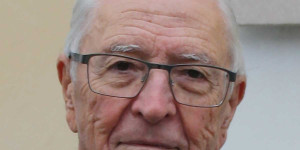Beitragsbild des Blogbeitrags Prof. Willi Sauberer wird 90 