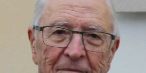 Beitragsbild des Blogbeitrags Prof. Willi Sauberer wird 90