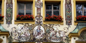 Beitragsbild des Blogbeitrags Apotheke – Vom Lager zur Verkaufsstelle von Arzneien