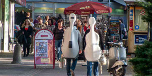 Beitragsbild des Blogbeitrags Salzburg: Cellis auf Tour