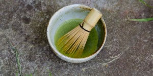 Beitragsbild des Blogbeitrags Untergetaucht: Affogato al té matcha