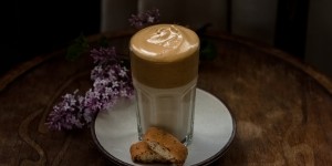 Beitragsbild des Blogbeitrags Dalgona Coffee 1×1