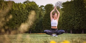 Beitragsbild des Blogbeitrags Yogaunterricht – so lernst du deine Yogastunden aufzubauen und zu unterrichten