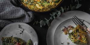 Beitragsbild des Blogbeitrags Frittata – bunt und voller Geschmack