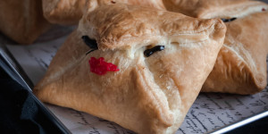 Beitragsbild des Blogbeitrags Essbare Heuler aus Harry Potter – eine Halloween Idee