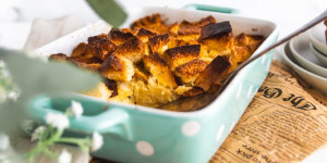 Beitragsbild des Blogbeitrags Brotpudding: Köstliche Resteverwertung nach Ostern