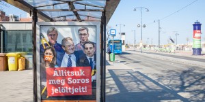 Beitragsbild des Blogbeitrags On populists and false alternatives