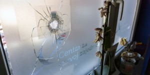 Beitragsbild des Blogbeitrags Bombs and Bullets