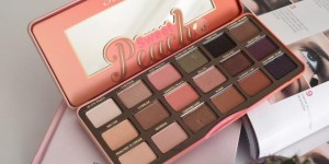Beitragsbild des Blogbeitrags Too Faced Sweet Peach – Review & Swatches