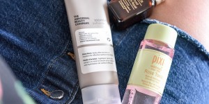 Beitragsbild des Blogbeitrags Themenwoche / Meine 3 liebsten Urlaubs Pflege Essentials