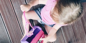 Beitragsbild des Blogbeitrags Reiseapotheke für Kinder – Tipps von der Kinderärztin 