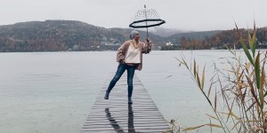 Beitragsbild des Blogbeitrags Mamakolumne: Positives Denken auch bei „Regen“ und was mir hilft!