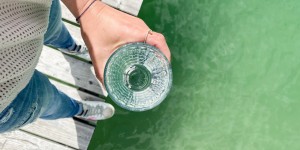 Beitragsbild des Blogbeitrags Mit diesen Tricks trinkst du mehr Wasser!