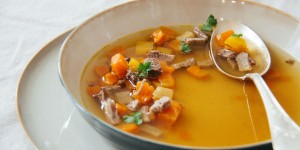 Beitragsbild des Blogbeitrags Kräftige Rindsuppe oder wer einbrockt, muss auslöffeln 