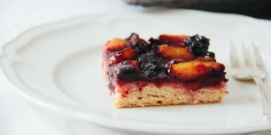 Beitragsbild des Blogbeitrags Der perfekte Zwetschgenfleck aus Zwillingsteig oder jeder Rat ein Schlag