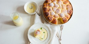 Beitragsbild des Blogbeitrags Dukatenbuchteln mit Kanarimilch oder Alles in Butter (in Kooperation mit Thermomix)