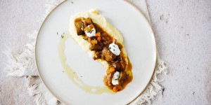 Beitragsbild des Blogbeitrags Pilz Bourguignon – einmal Frankreich vegetarisch und zurück