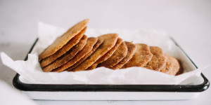 Beitragsbild des Blogbeitrags Mandel-Butterkekse hauchzart und schmelzend oder knusper, knusper, knäuschen