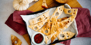 Beitragsbild des Blogbeitrags Einfache Halloween Cracker oder spuktakulär bis zum Schluss