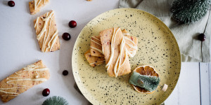 Beitragsbild des Blogbeitrags Cranberry Orangen Shortbread oder abwarten und Keks essen