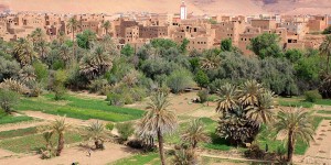Beitragsbild des Blogbeitrags Todra Gorge and the beautiful Oasis Tinghir 