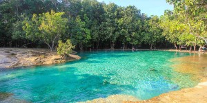 Beitragsbild des Blogbeitrags Emerald Pool Krabi: Visiting the Emerald & Blue Pool