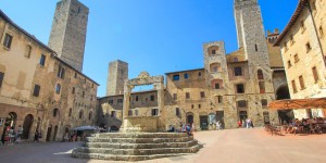 Beitragsbild des Blogbeitrags San Gimignano, Italy: Visit the City of Towers!