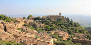Beitragsbild des Blogbeitrags Montalcino: Charming Wine Town in Tuscany!